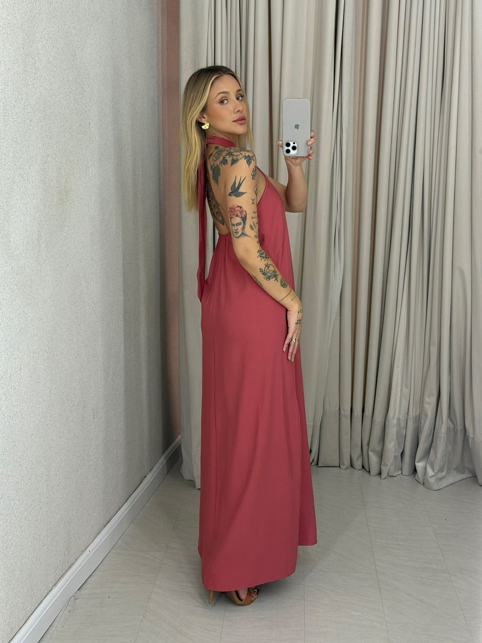 VESTIDO DAMARIS COSTAS ABERTAS GOIABA