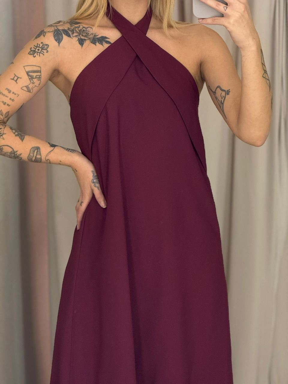 VESTIDO DAMARIS COSTAS ABERTAS UVA