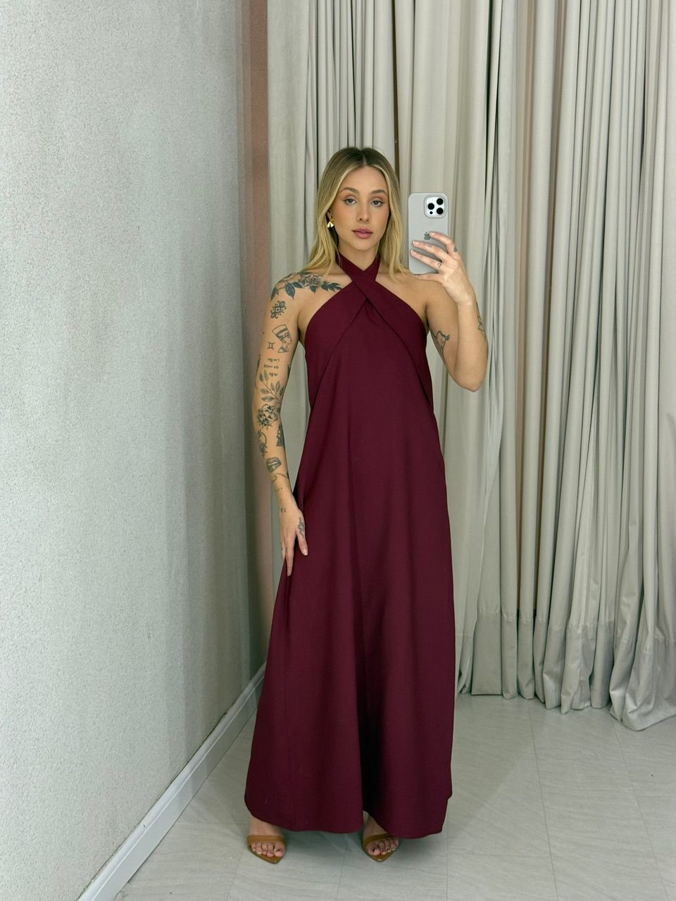 VESTIDO DAMARIS COSTAS ABERTAS UVA