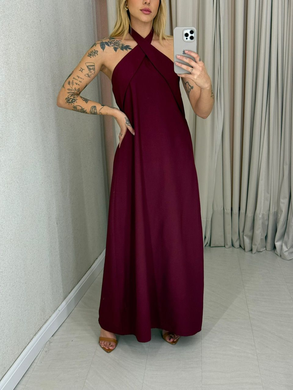 VESTIDO DAMARIS COSTAS ABERTAS UVA