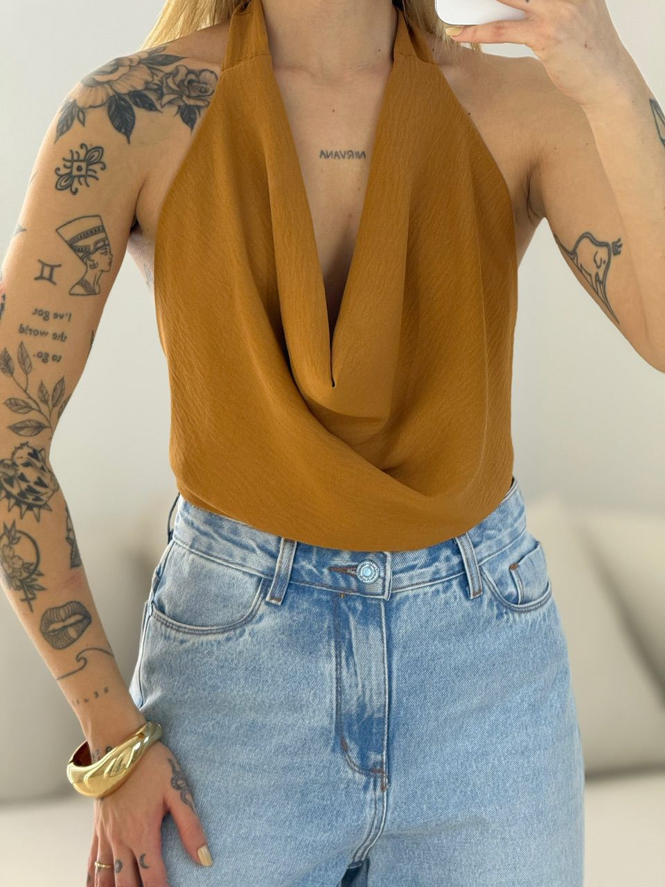 BLUSA GIULIA CF DECOTE CARAMELO