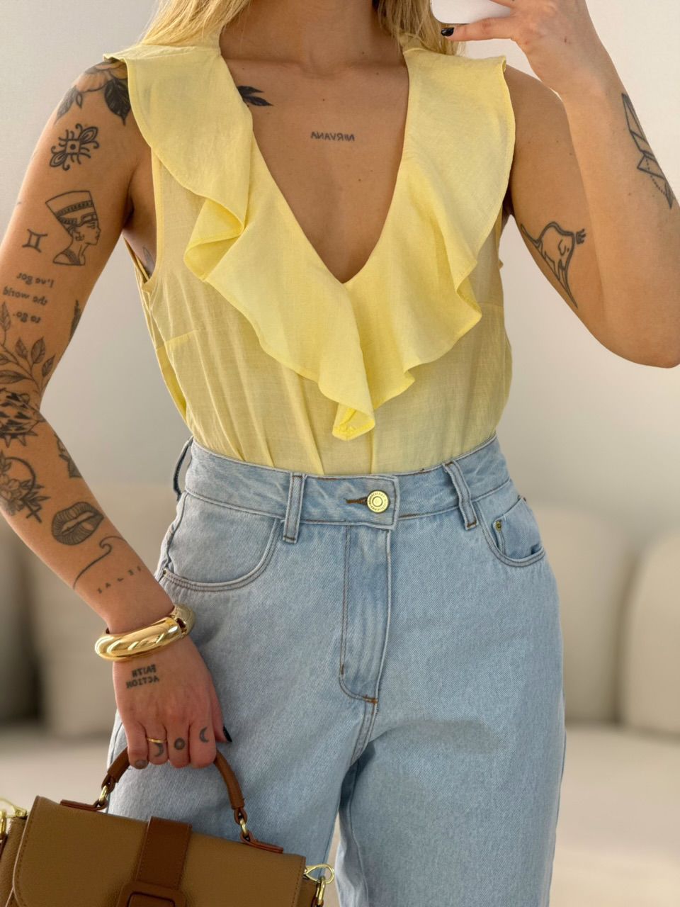 BLUSA LANA BABADO YELLOW BUTTER
