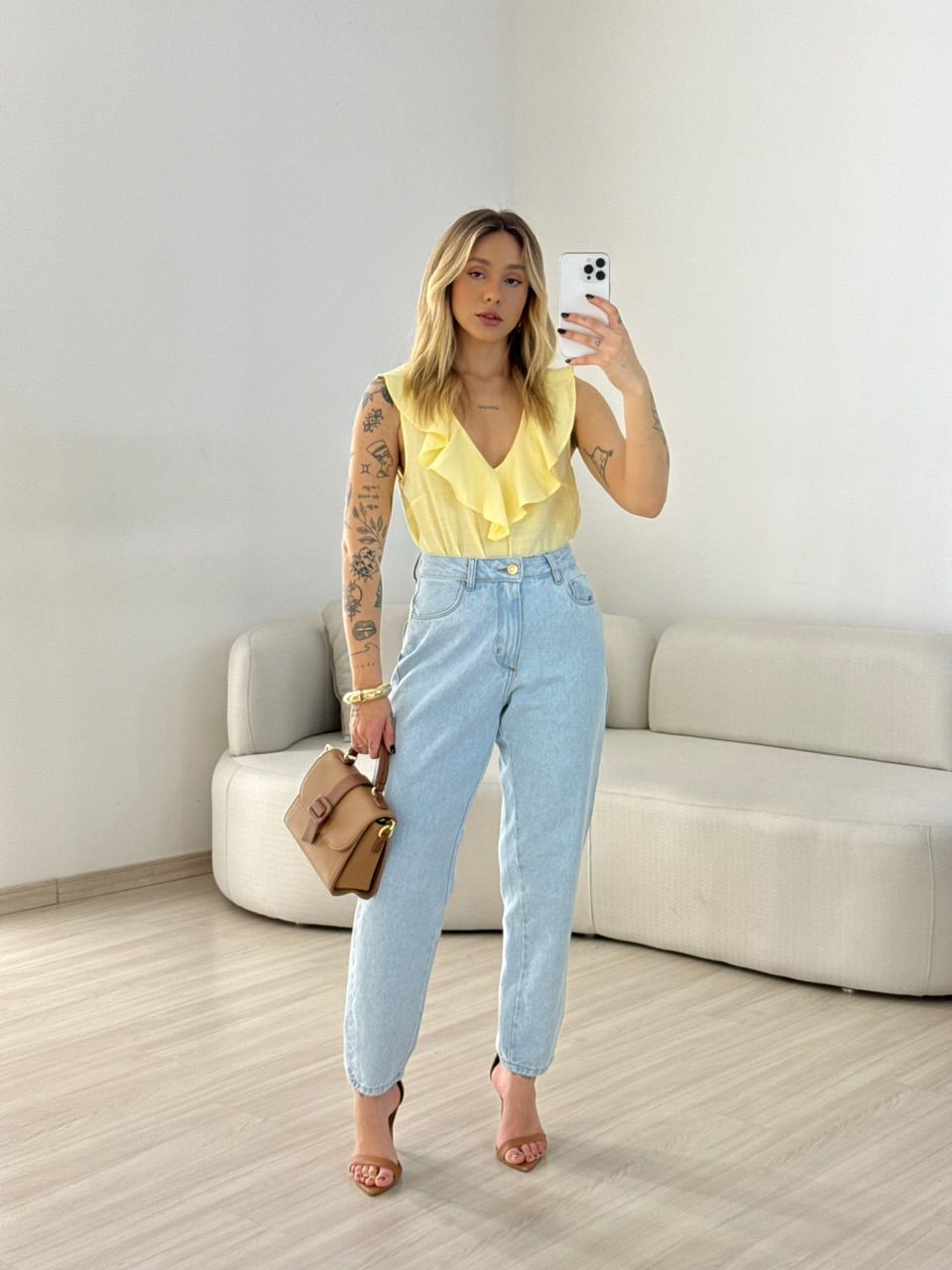 BLUSA LANA BABADO YELLOW BUTTER