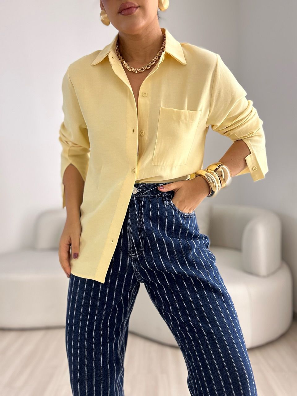 CAMISA ROMANA BASIC YELLOW BUTTER
