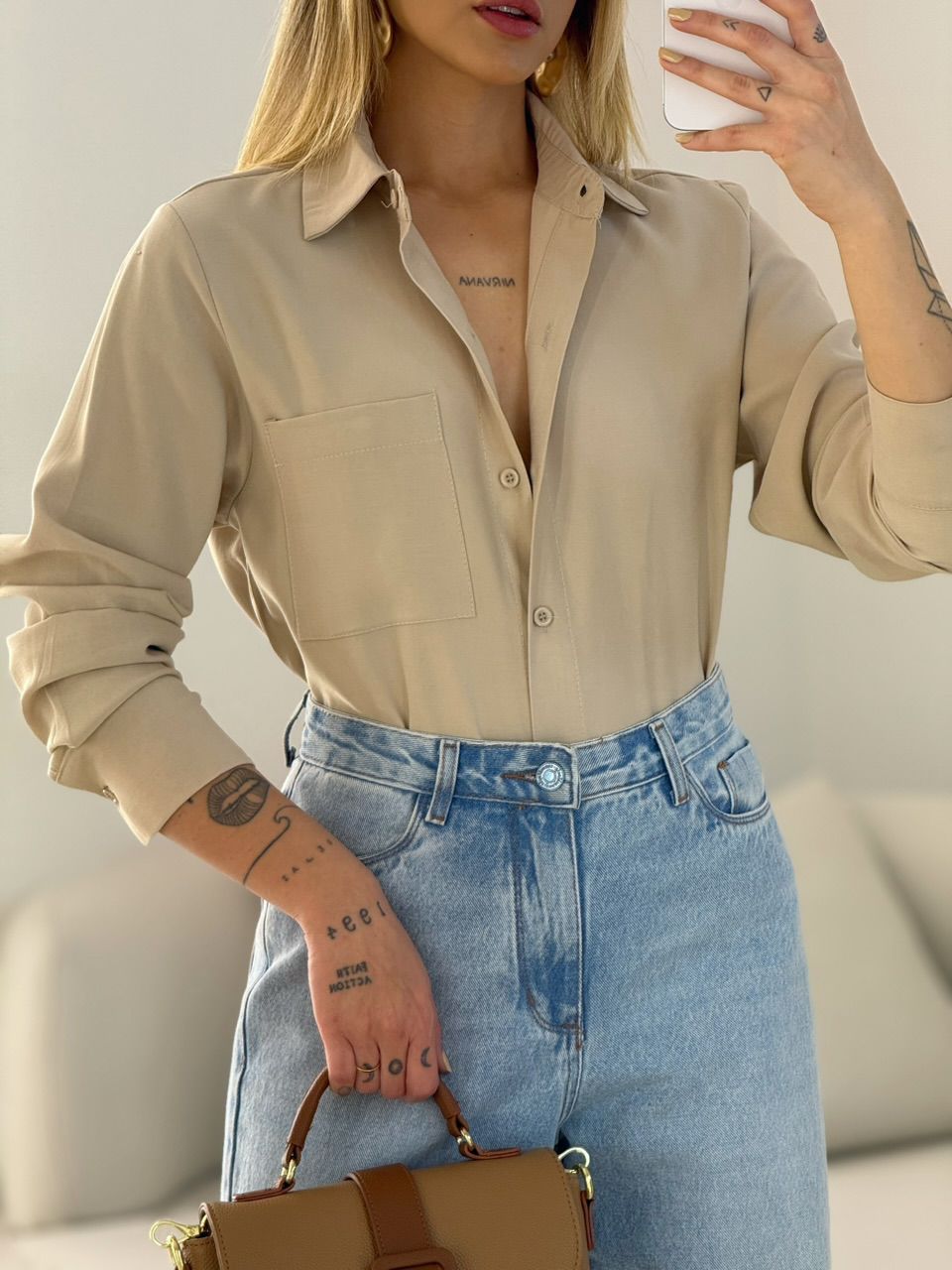 CAMISA ROMANA BASIC AREIA