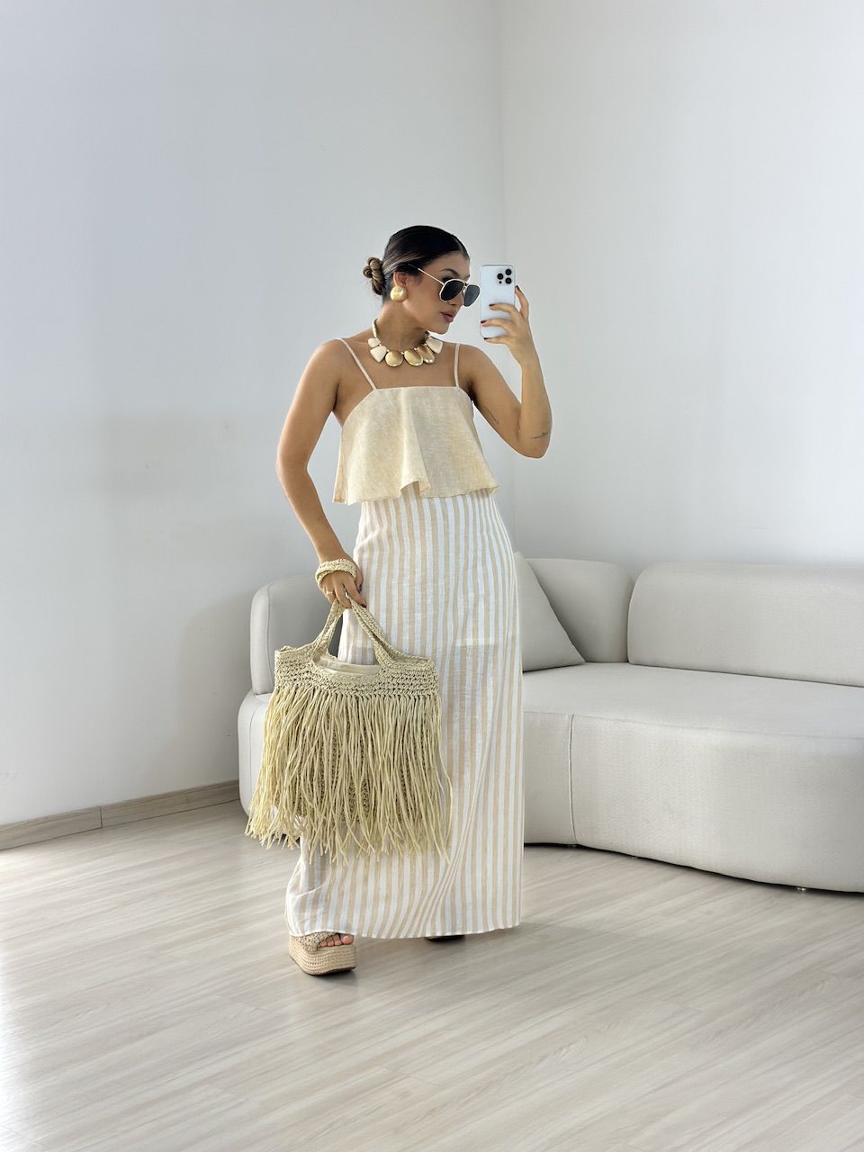 VESTIDO RAYANA LISTRADO NUDE - 0068010245 - CAROLLA FERRARO