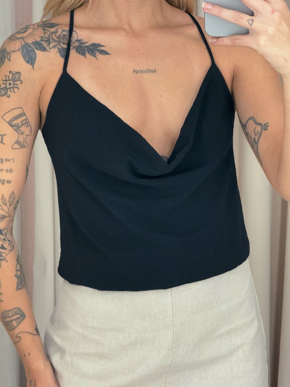 BLUSA PRISCILA ALÇA Preta