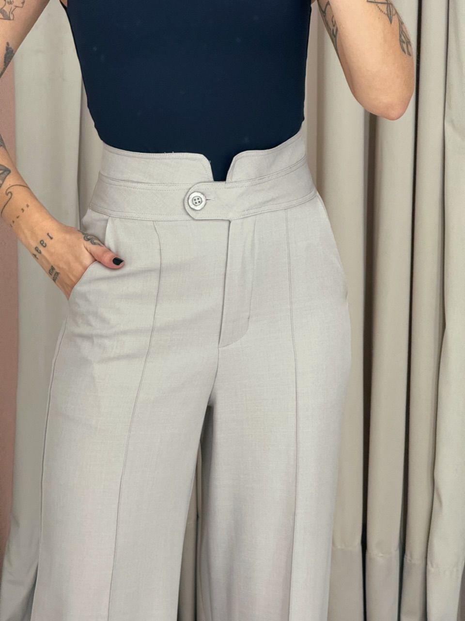 CALÇA KAREN PANTALONA CAQUI
