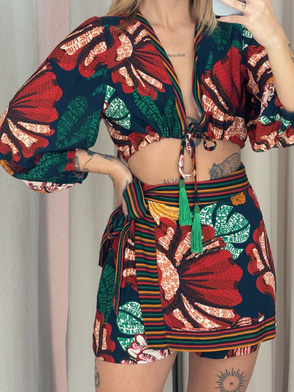 CROPPED ADRIANA POMPOM VERDE