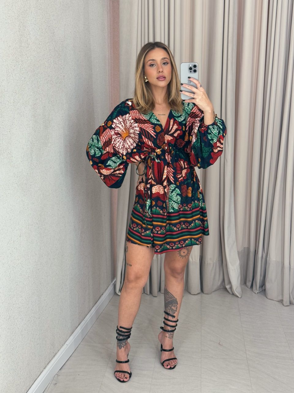 VESTIDO TAYLA ESTAMPADO MARINHO - 0060400055 - CAROLLA FERRARO