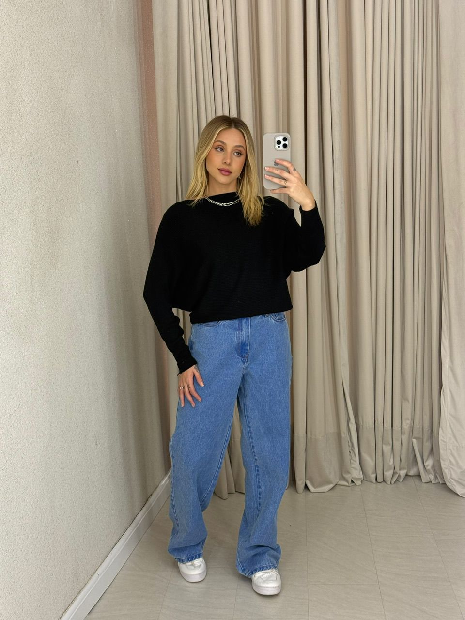 BLUSA ADRIANE TRICOT PRETA