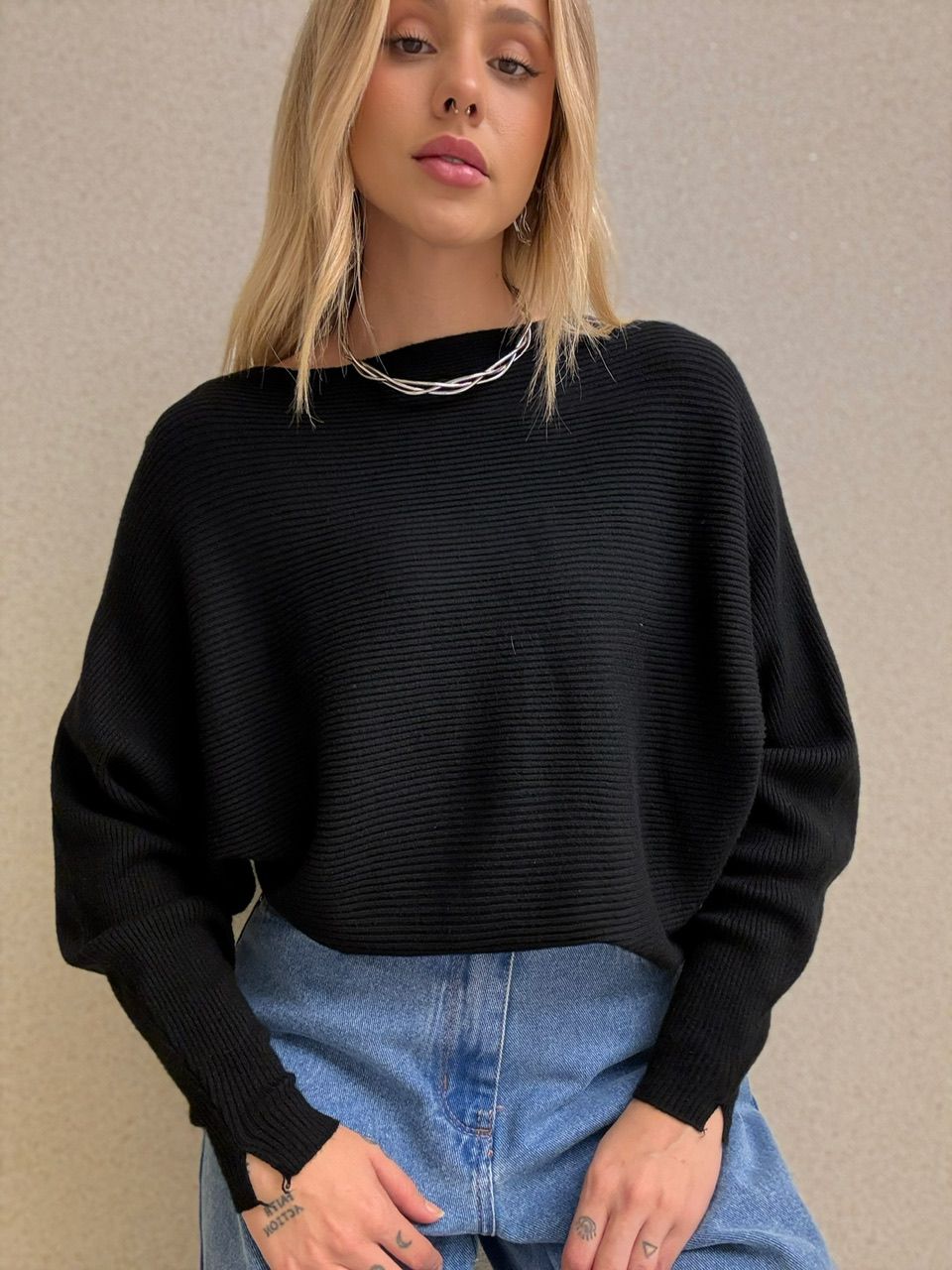 BLUSA ADRIANE TRICOT PRETA
