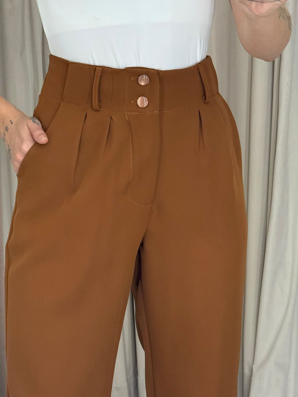 CALÇA ADELE CENOURA CARAMELO