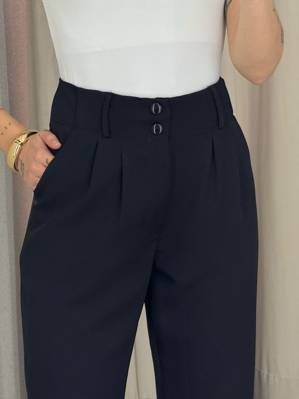 CALÇA ADELE CENOURA PRETA