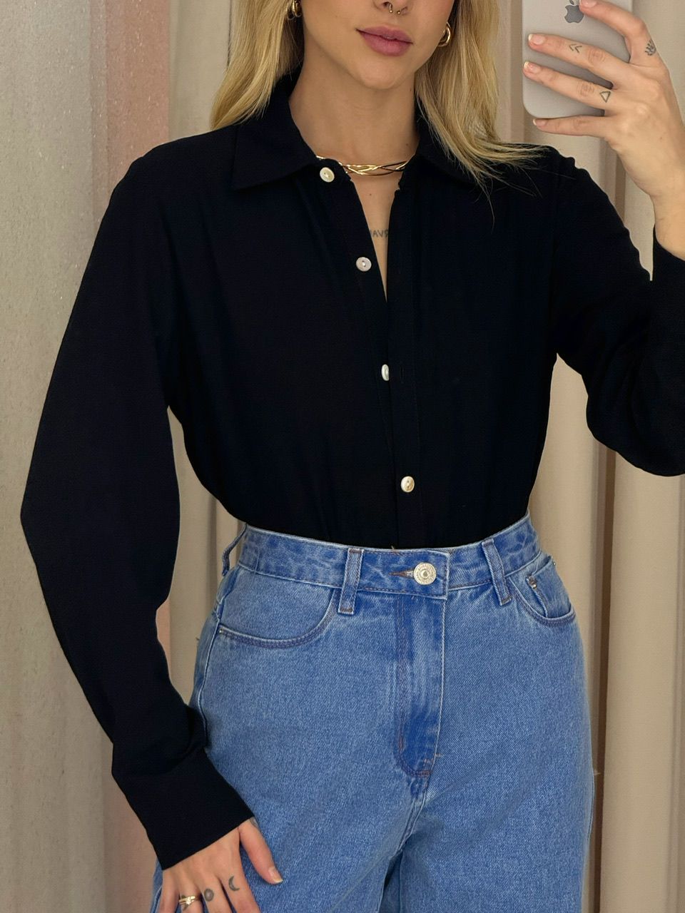 CAMISA LUNA BOTÃO PÉROLA PRETA - 0064560033 - CAROLLA FERRARO