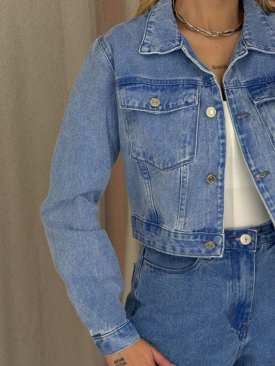 JAQUETA ANALU BASIC JEANS MÉDIO