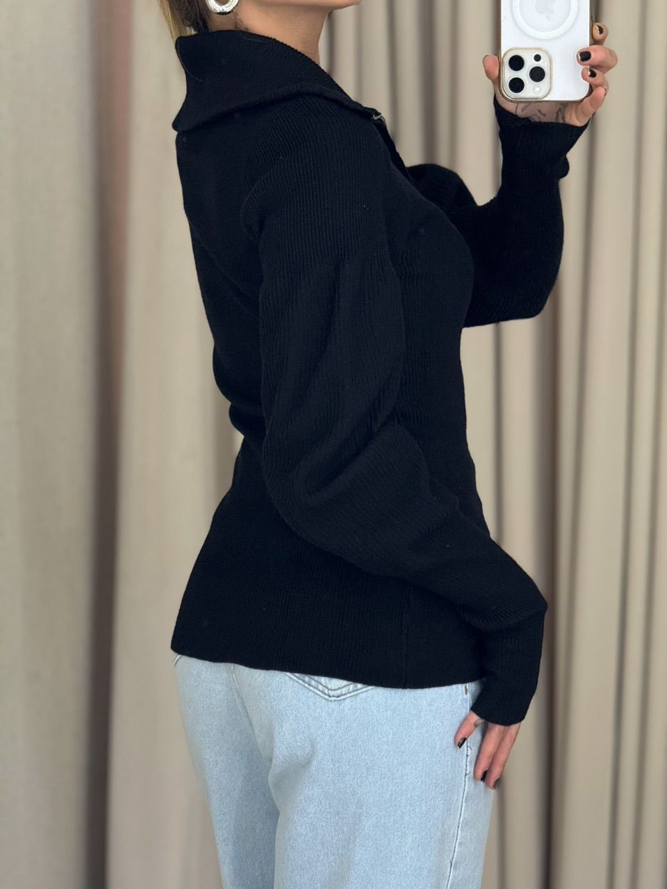 BLUSA FÁTIMA ZÍPER PRETA