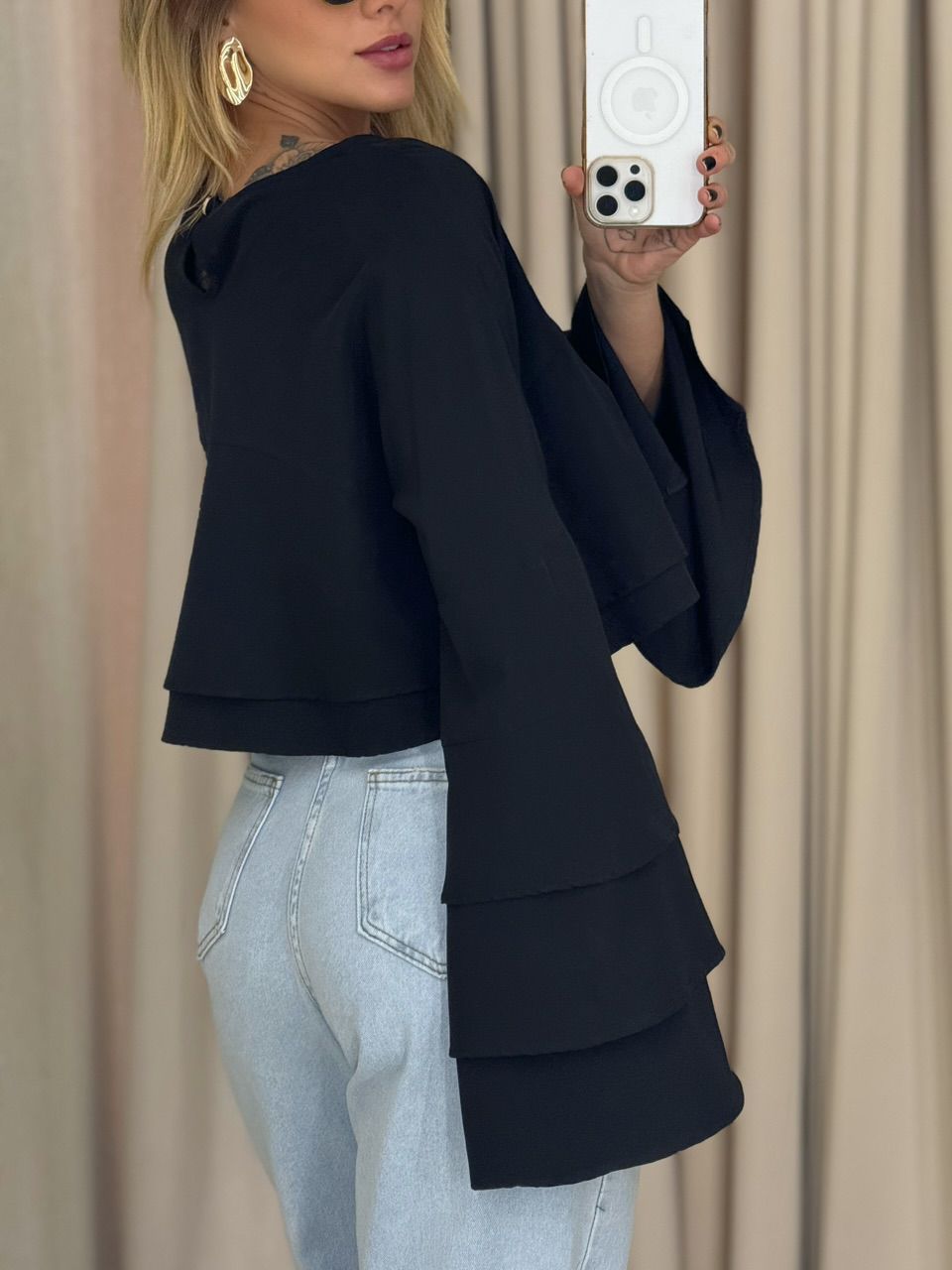 BLUSA JANAINA MANGA BABADO PRETA