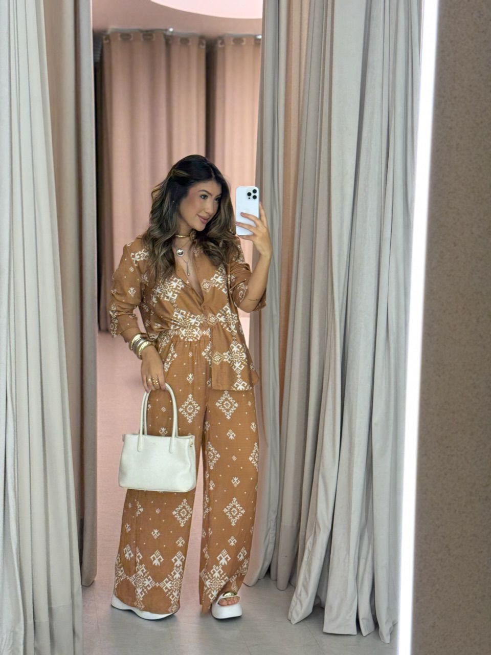 CONJUNTO VERA ESTAMPADO CARAMELO