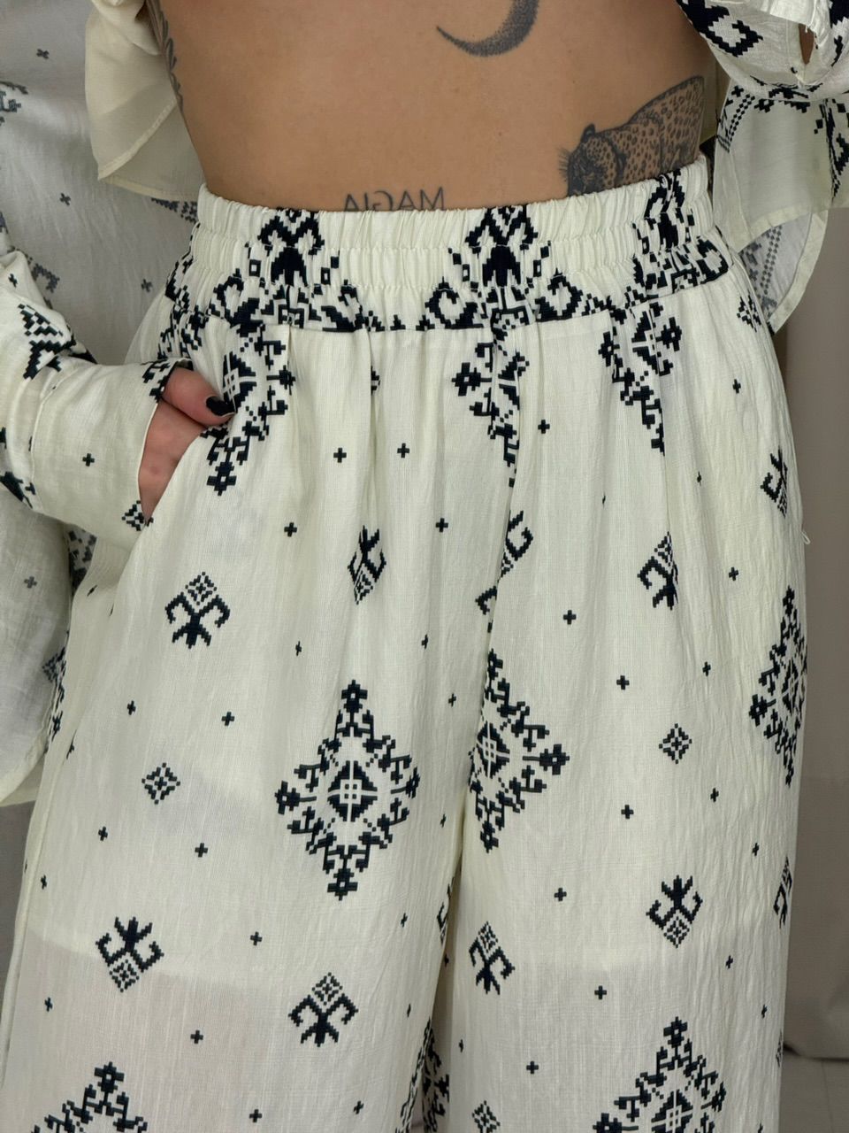 CONJUNTO VERA ESTAMPADO MARFIM