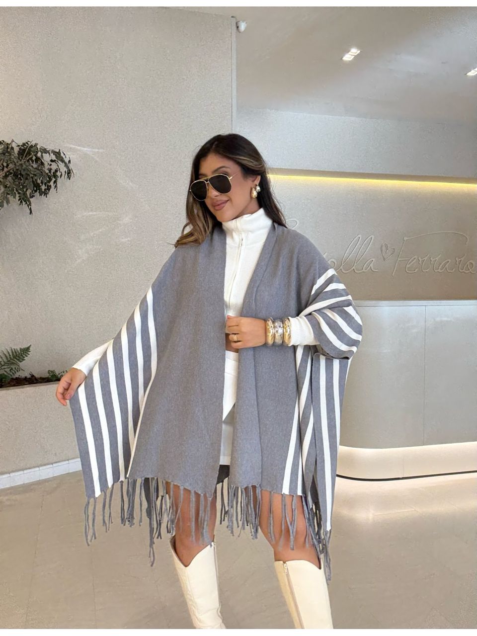 KIMONO ESTER LISTRADO CINZA - 0066570091 - CAROLLA FERRARO