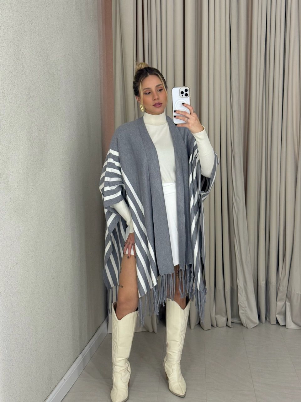 KIMONO ESTER LISTRADO CINZA