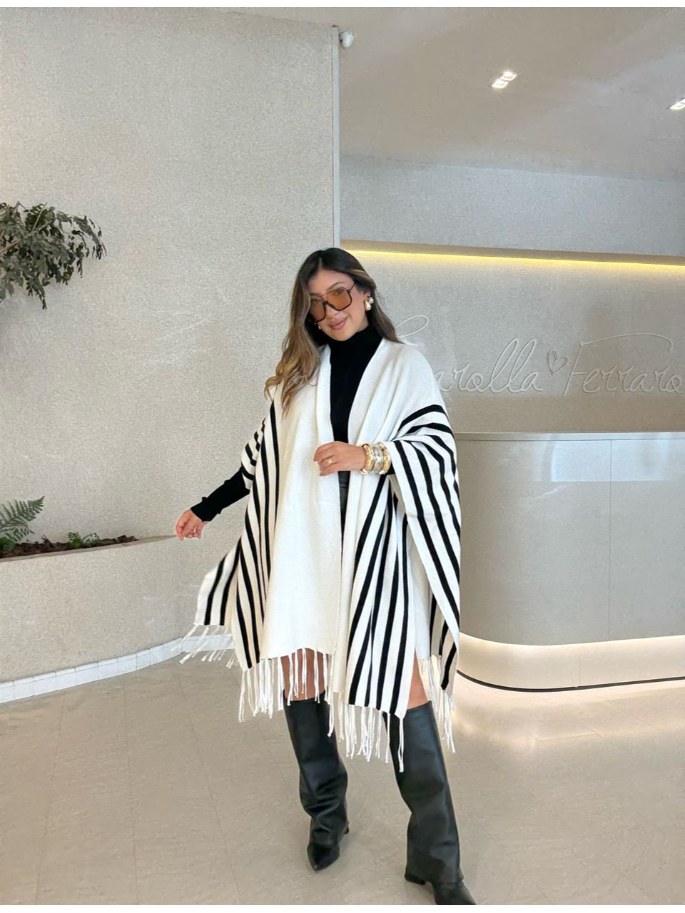 KIMONO ESTER LISTRADO OFF - 0066570048 - CAROLLA FERRARO