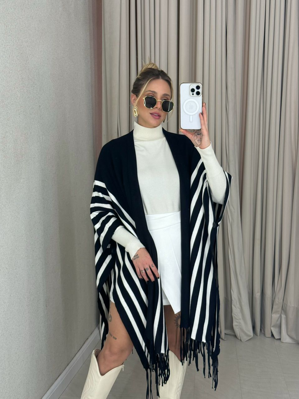KIMONO ESTER LISTRADO PRETO