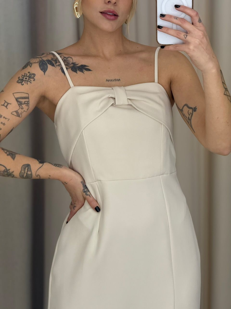 VESTIDO SORAIA ALÇA AREIA