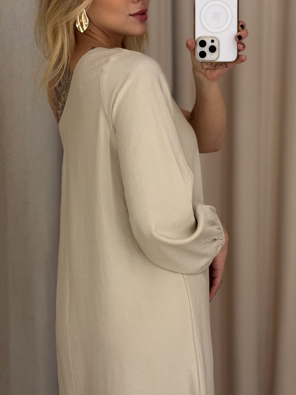 VESTIDO THAYNA NULA MANGA AREIA