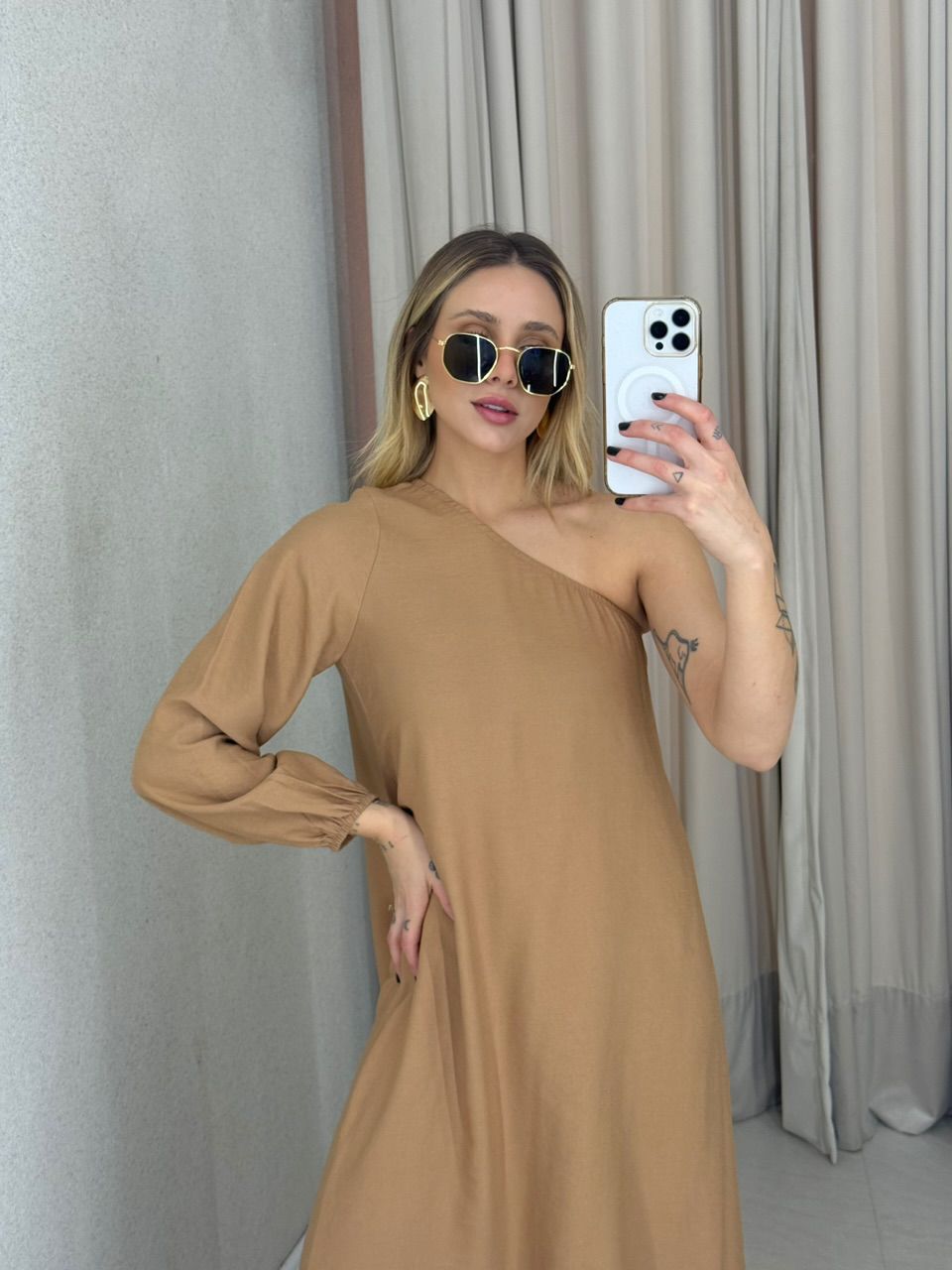 VESTIDO THAYNA NULA MANGA NUDE