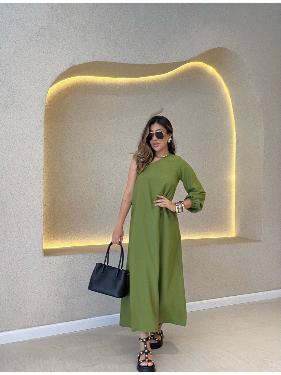 VESTIDO THAYNA NULA MANGA OLIVA - 0066530422 - CAROLLA FERRARO