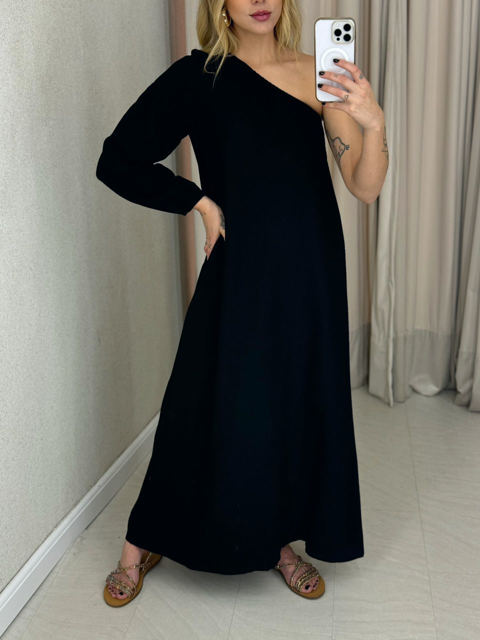VESTIDO THAYNA NULA MANGA PRETO