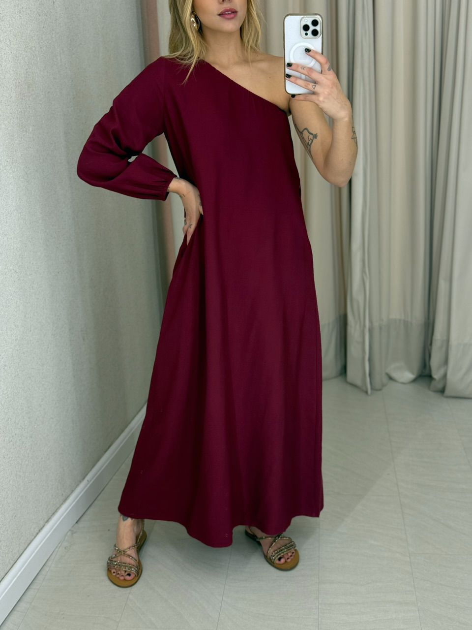VESTIDO THAYNA NULA MANGA VINHO