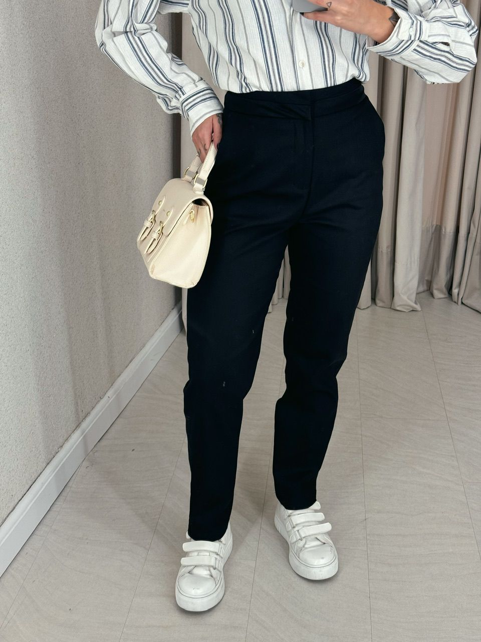 CALÇA JANAÍNA SKINNY PRETA - 0055690033 - CAROLLA FERRARO