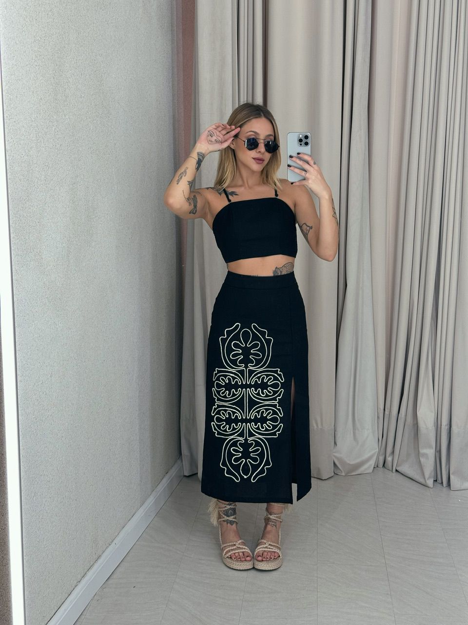 CONJUNTO HANNA TOP SAIA PRETO