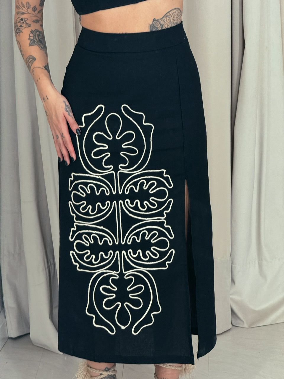 CONJUNTO HANNA TOP SAIA PRETO