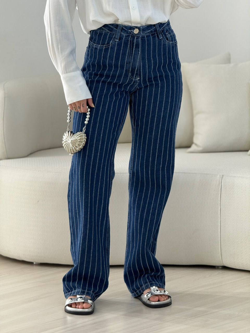 CALÇA MARIA PAULA RISCA DE GIZ JEANS ESCURO