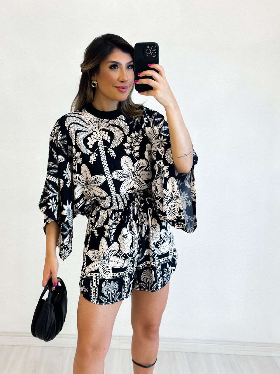 BLUSA GOLA TRICOT ESTAMPADA PRETO/NUDE - 004462023 - CAROLLA FERRARO