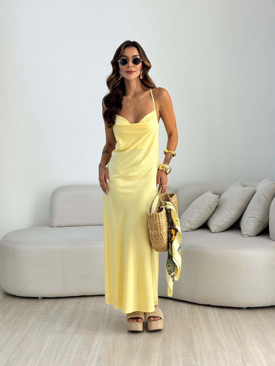 VESTIDO LUIZA ACETINADO AMARELO - 0069450111 - CAROLLA FERRARO