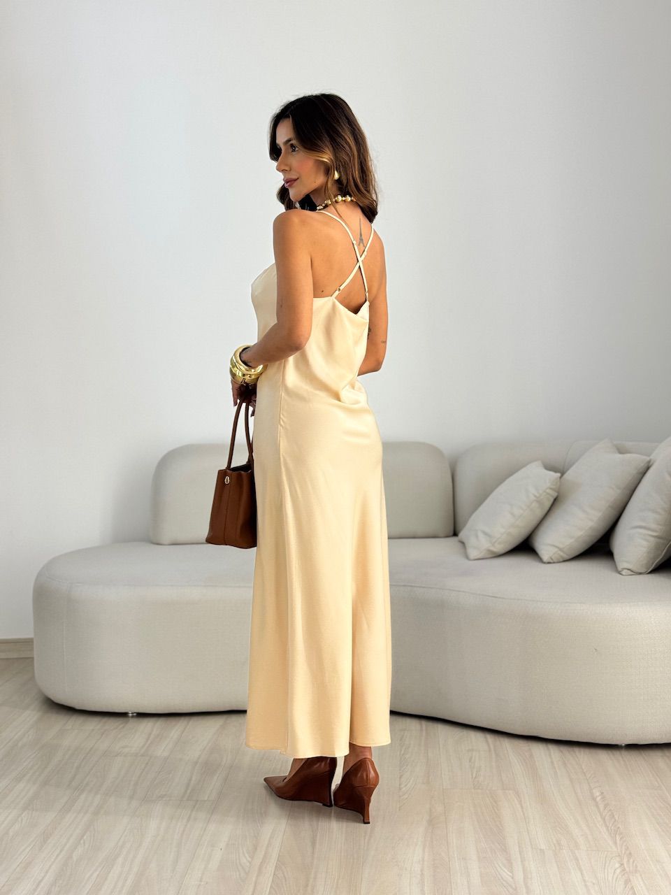 VESTIDO LUIZA ACETINADO NUDE