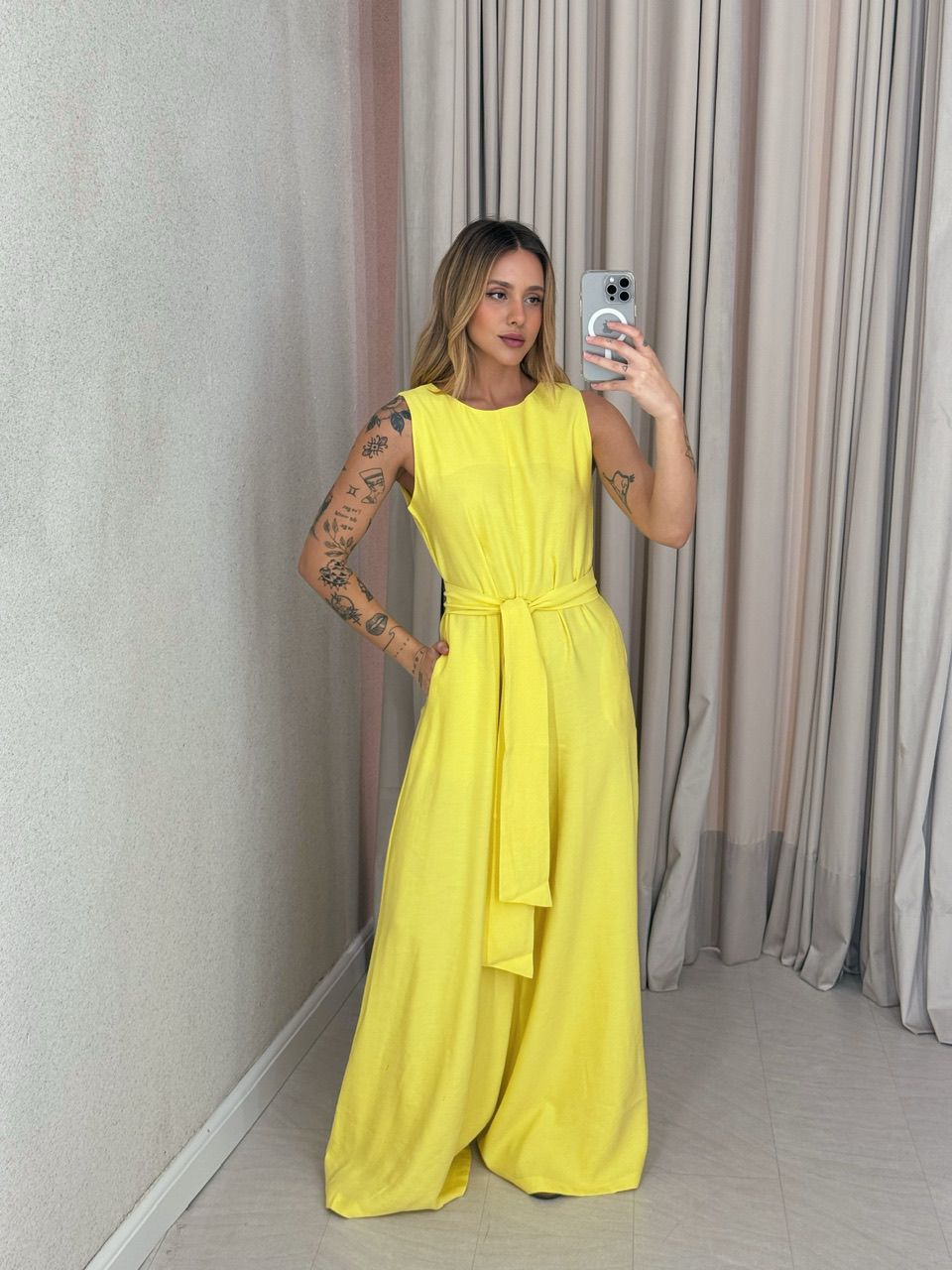 MACACÃO MARCIA FAIXA AMARELO