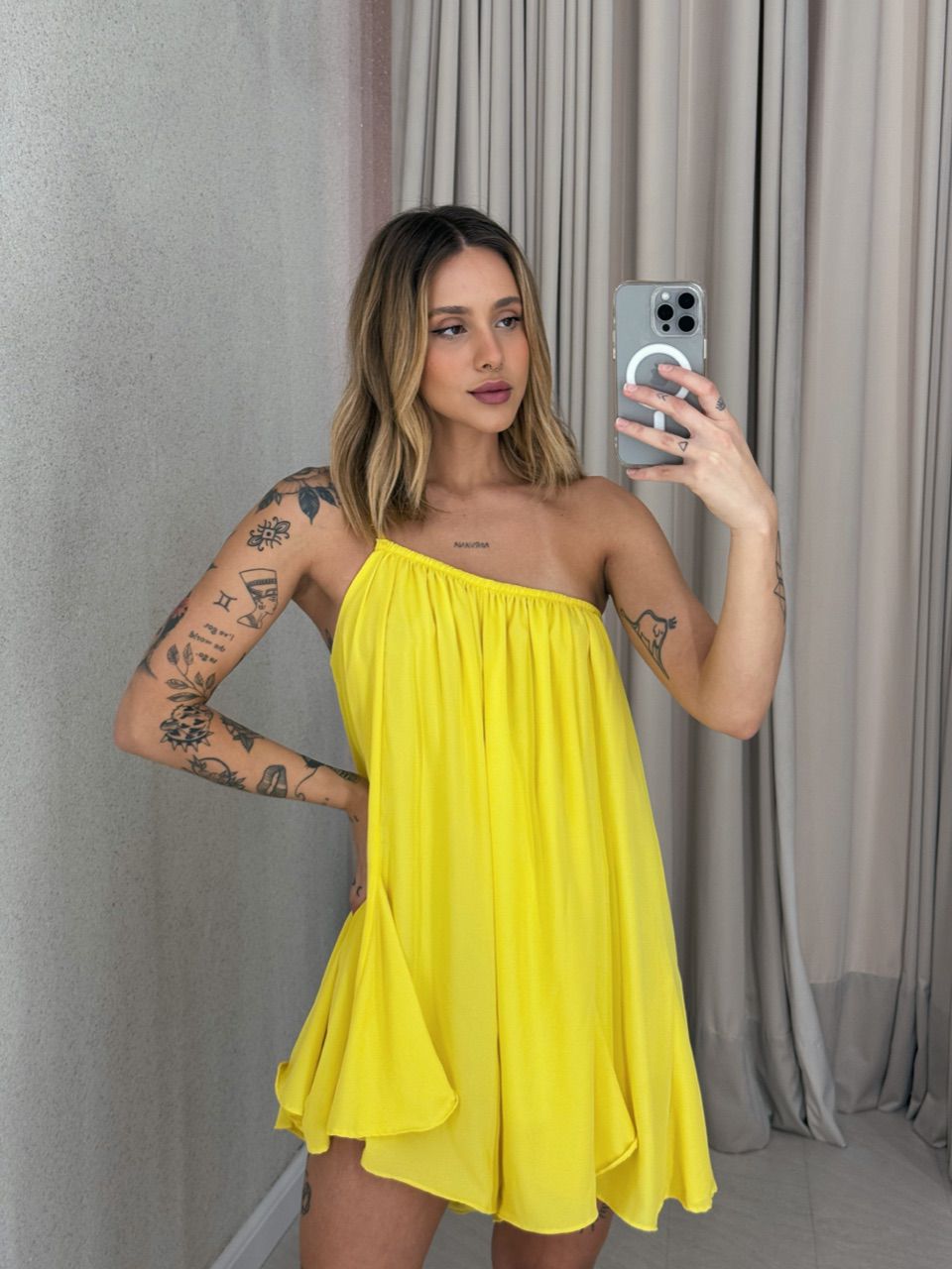 MACAQUINHO BRUNA LISO AMARELO