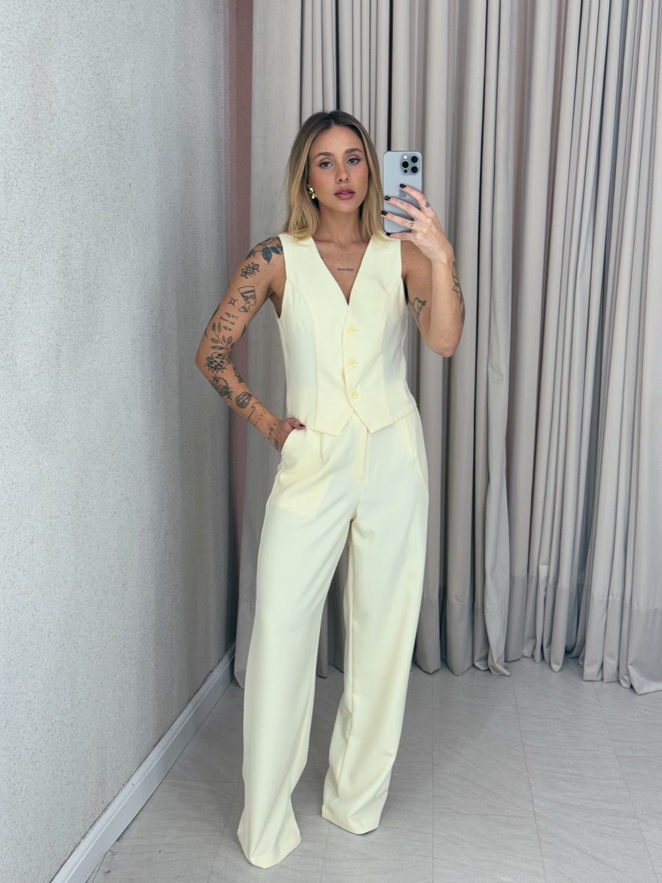 CONJUNTO NATHANY CALÇA YELLOW BUTTER - 0060440374 - CAROLLA FERRARO