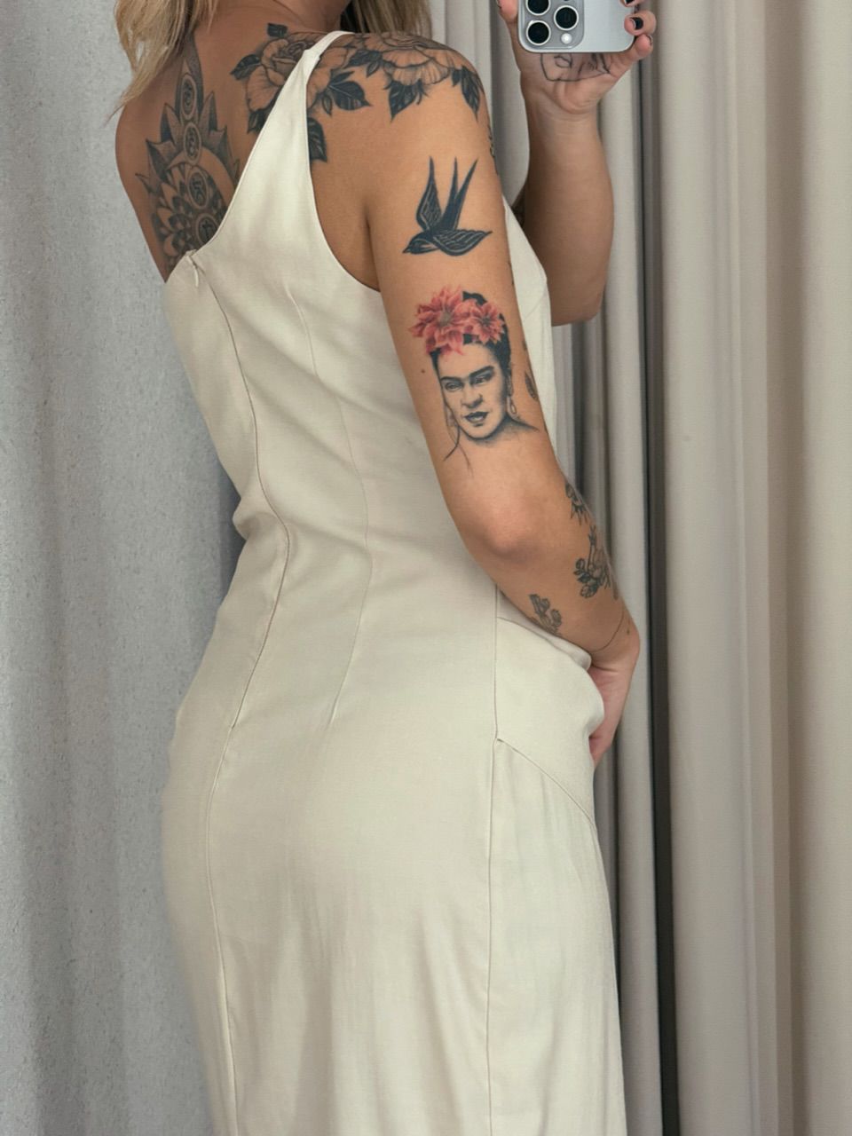 VESTIDO ELOÍSA DRAPEADO AREIA