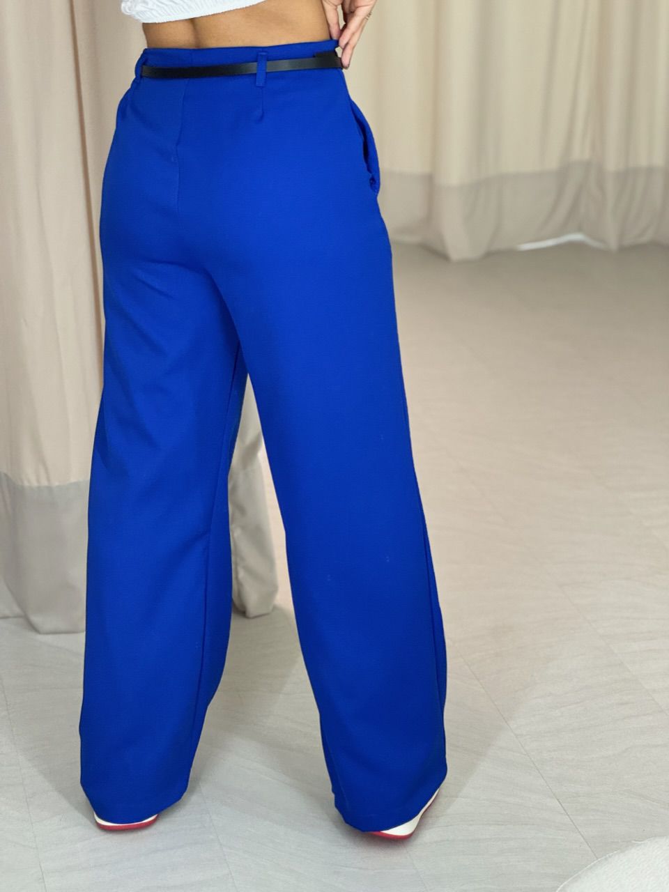 CALÇA BIANCA PANTALONA AZUL