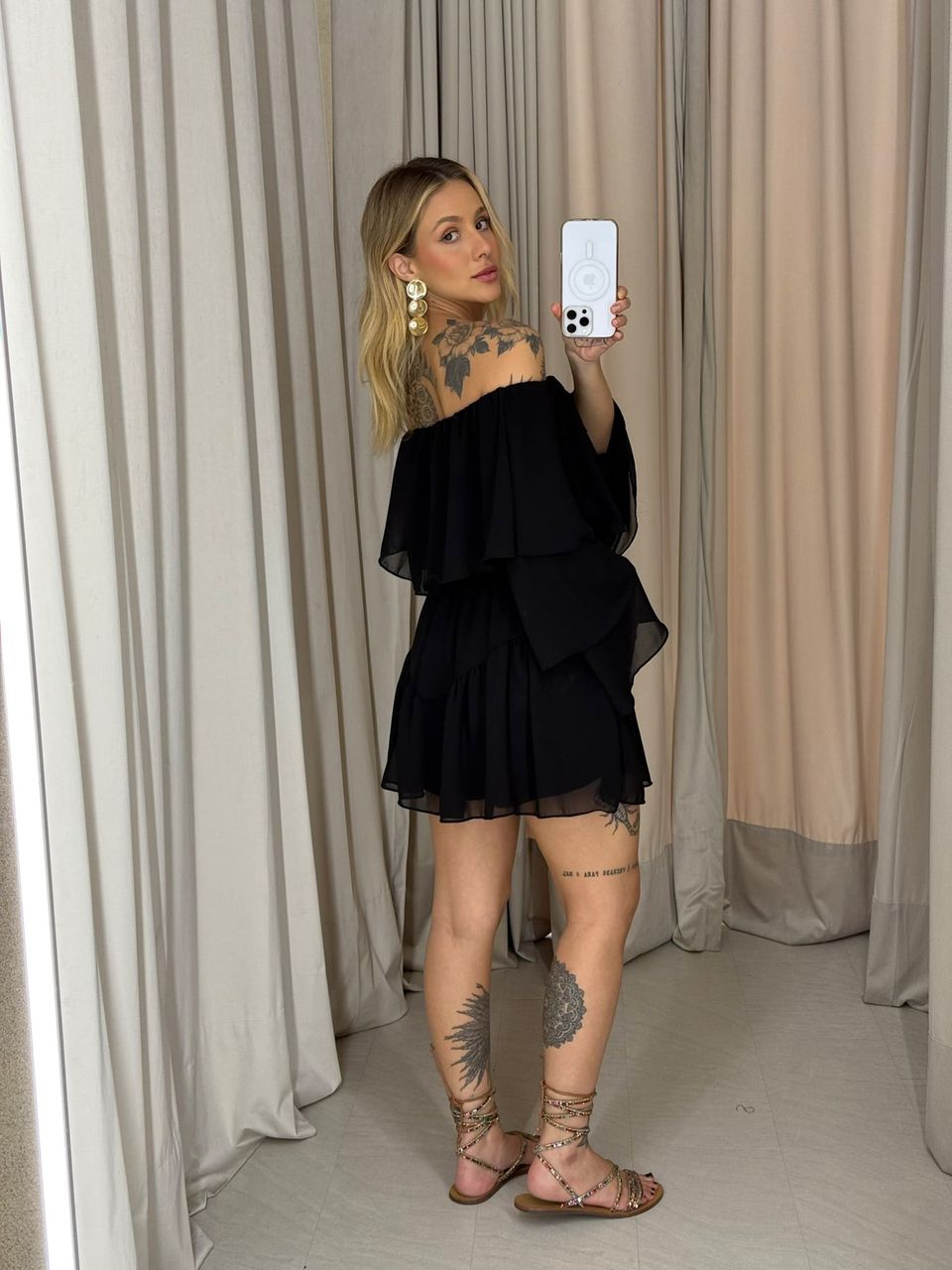 VESTIDO RITA BABADOS PRETO