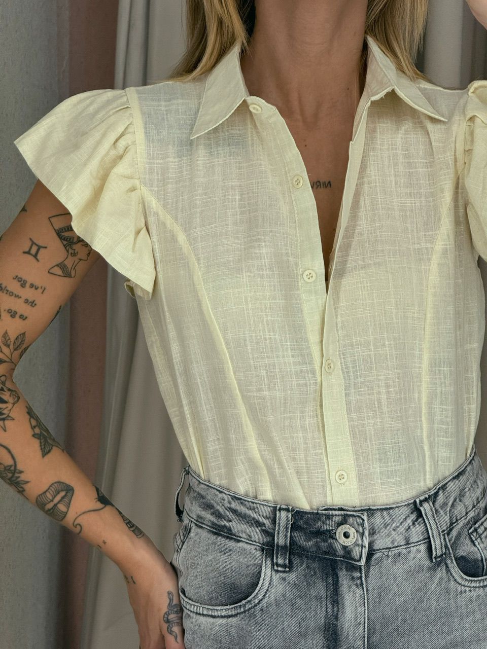 CAMISA NATÁLIA MANGA CURTA AMARELO MANTEIGA