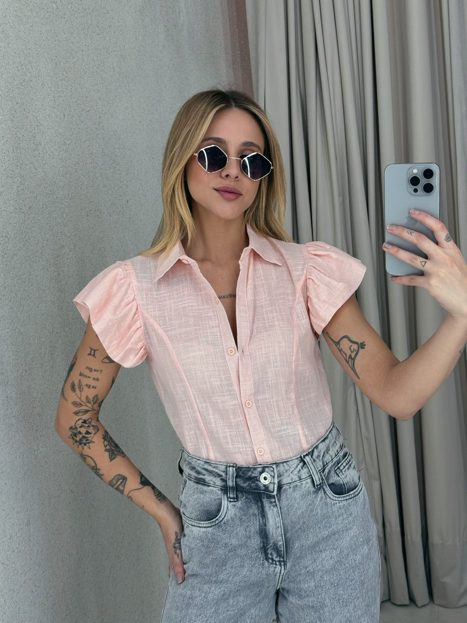 CAMISA NATÁLIA MANGA CURTA Pêssego - 0054500039 - CAROLLA FERRARO
