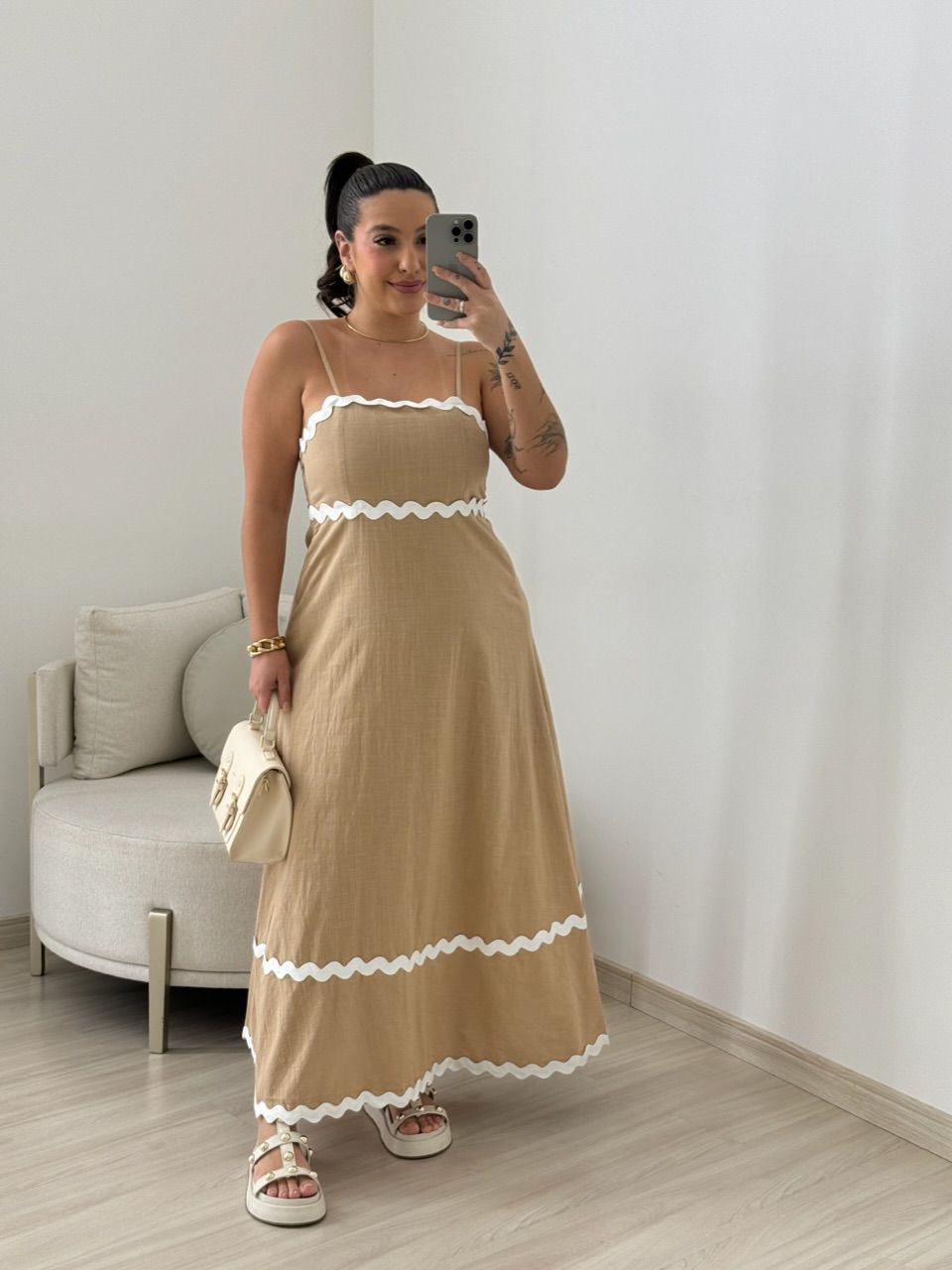 VESTIDO GABRIELA MIDI NUDE